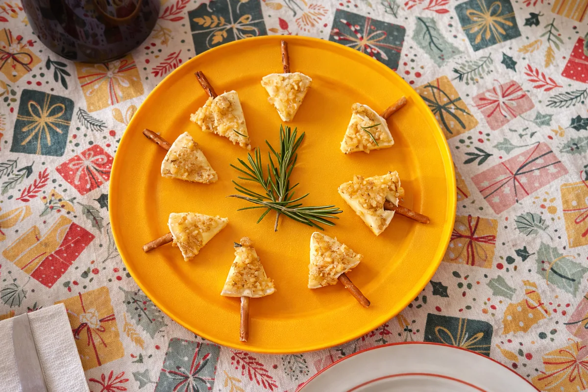 Alberelli natalizi di brie o camembert