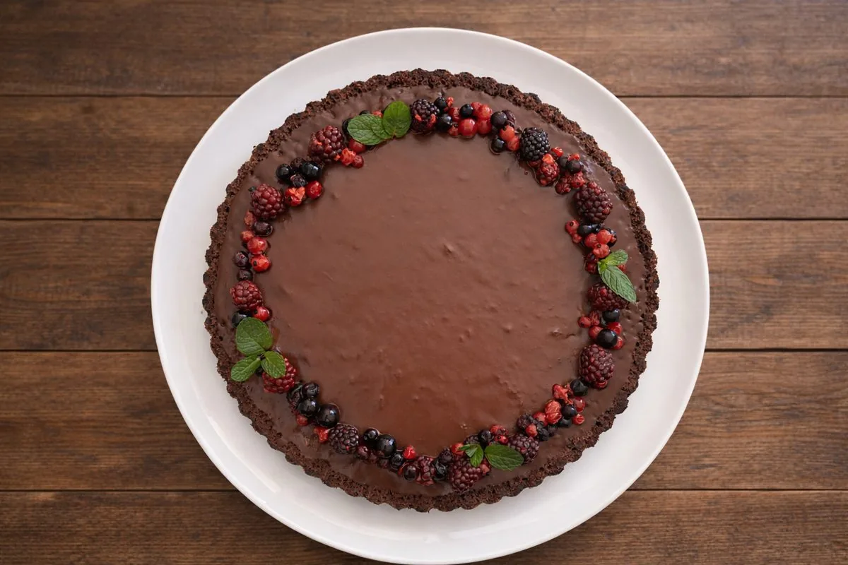 Crostata morbida al cacao con ganache al cioccolato