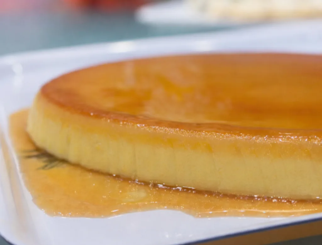 Fetta di torta crème caramel